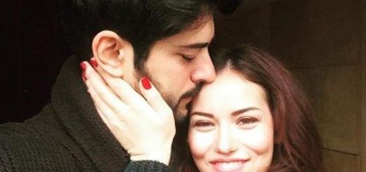 Burak Özçivit and Fahriye Evcen