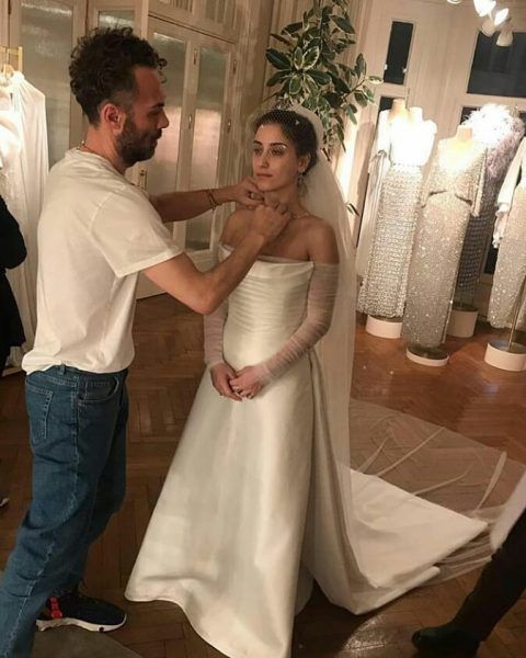 Hazal Kaya wedding dress