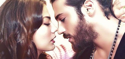 Can Yaman and Demet Özdemir