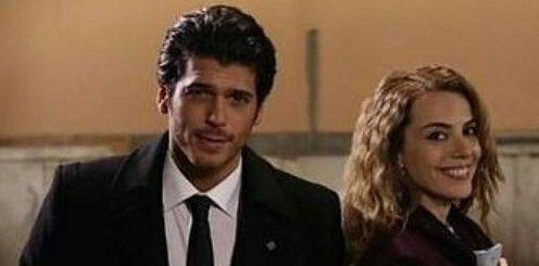 Can Yaman and Selen Soyder