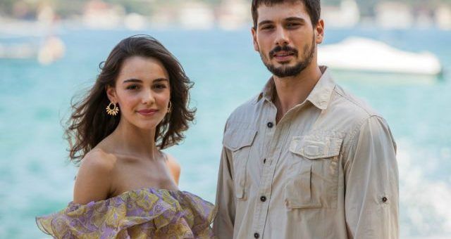 Love that makes you cry / Aşk Ağlatır