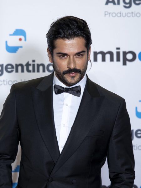 Burak Özçivit