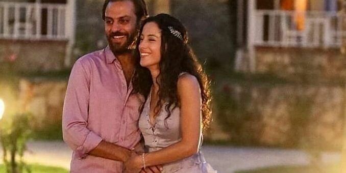 Erkan Kolçak Köstendil and Cansu Tosun