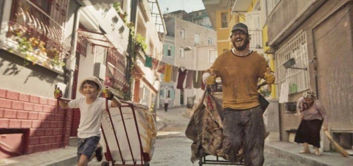 Paper Lives / Kağıttan Hayatlar