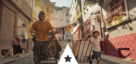 Paper Lives / Kağıttan Hayatlar