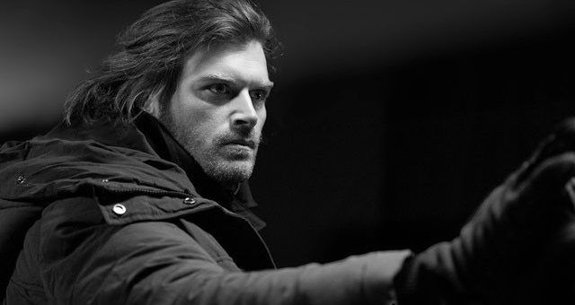 Kıvanç Tatlıtuğ