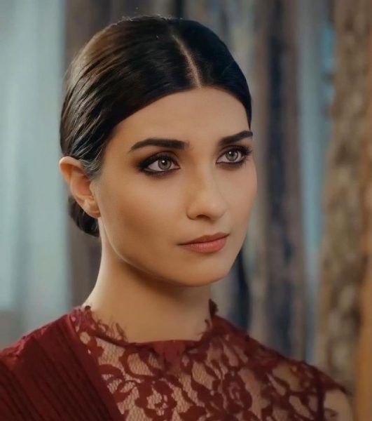 Tuba Büyüküstün