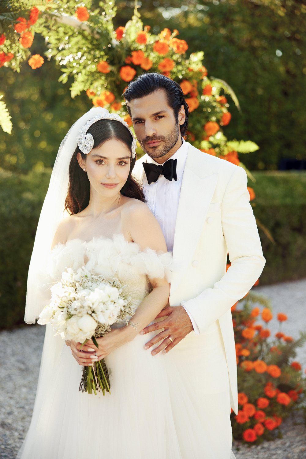 Fairytale Wedding Of Özge Gürel And Serkan Çayoğlu Turkish Series Teammy
