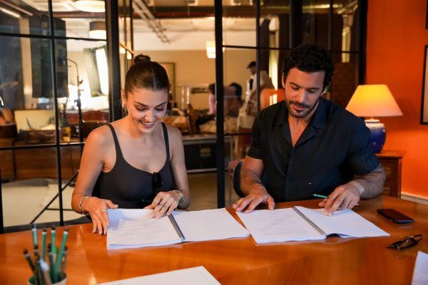 Barış Arduç and Hande Erçel